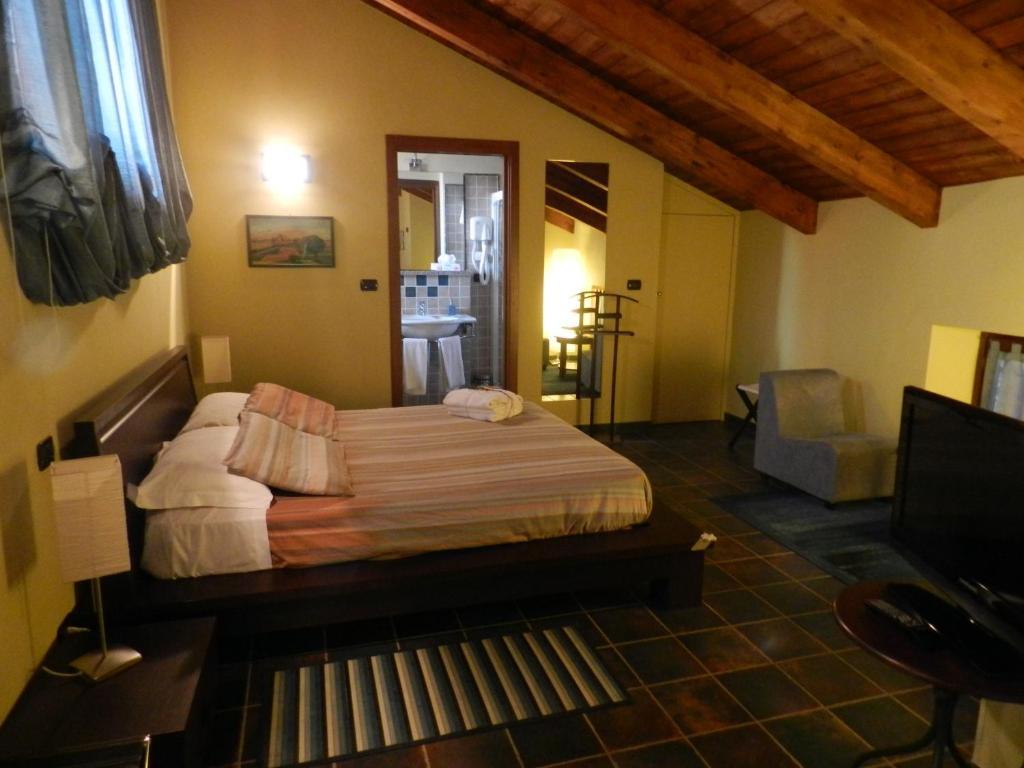 L'Angolo Di Rosina Novello Habitación foto